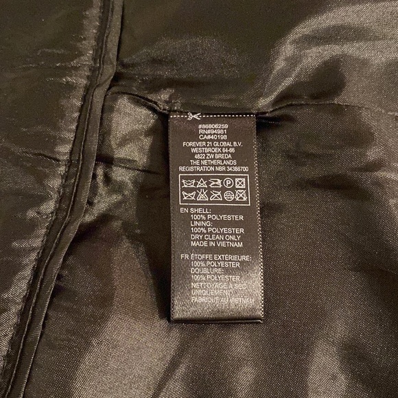 Black/Silver sparkle skirt - Picture 9 of 12